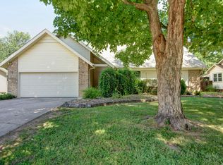 5739 S Hampton Ave, Springfield, MO 65810