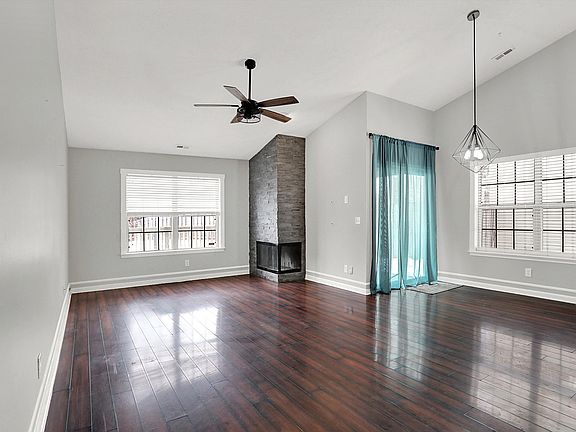 5th image of 4625 Common Vista Cir