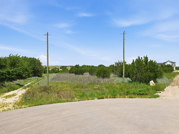 5th image of 625 Hollow Dr
