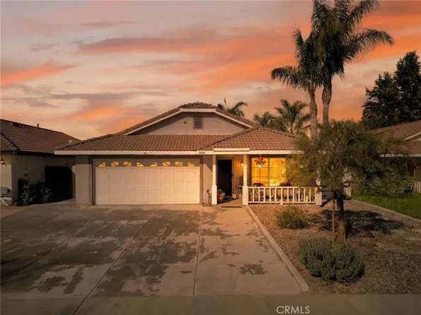3688 Sydney St, Hemet, CA 92545