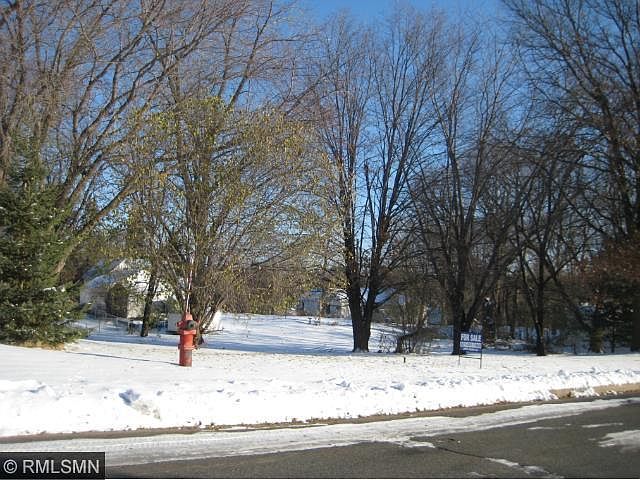 1st image of 24XX Burke Ave
