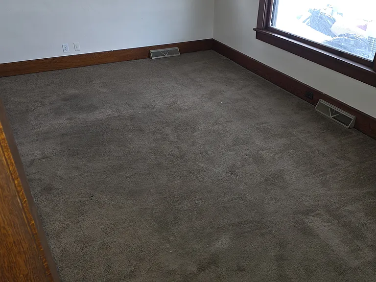 1647 Mayfield Ave — Photo 10