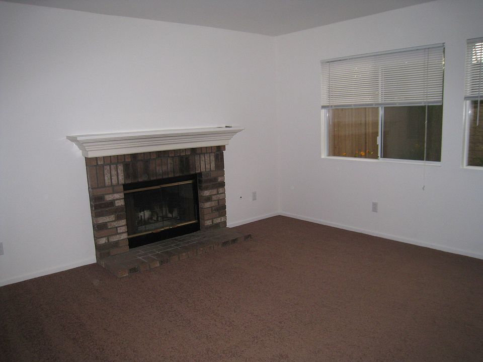 2nd image of 381 Spring Canyon Way