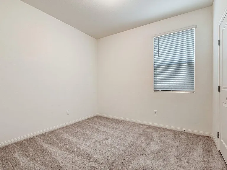 9866 Ravenswood Peak Ave — Photo 12