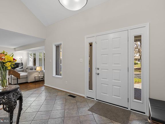 5th image of 14505 Antigone Dr
