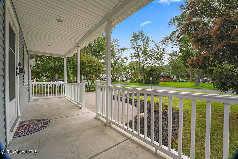 3rd image of 2241 Niskayuna Dr Drive
