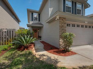 20 3rd St, Shalimar, FL 32579