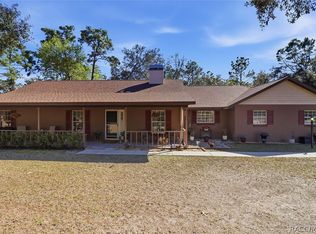 5717 W Nobis Cir, Homosassa, FL 34448