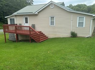 8728 Swords Creek Rd, Swords Creek, VA 24649