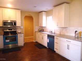 9401 N 34th Way, Phoenix, AZ 85028