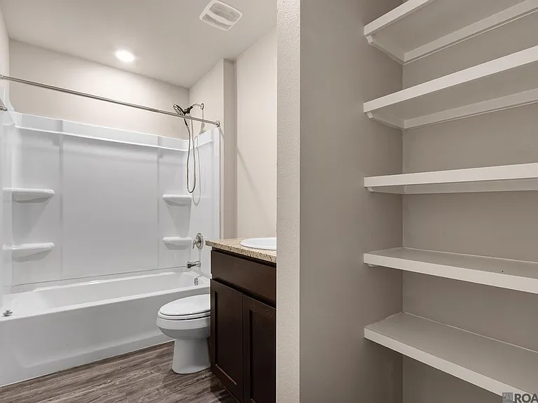 35517 Grovemont Dr — Photo 20