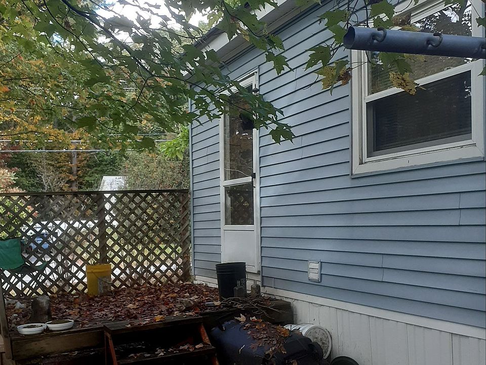 3 Dennison Ave Claremont NH Zillow