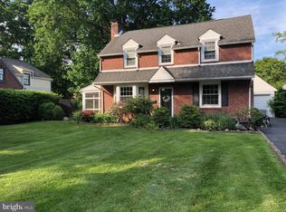 408 E Country Club Ln, Wallingford, PA 19086
