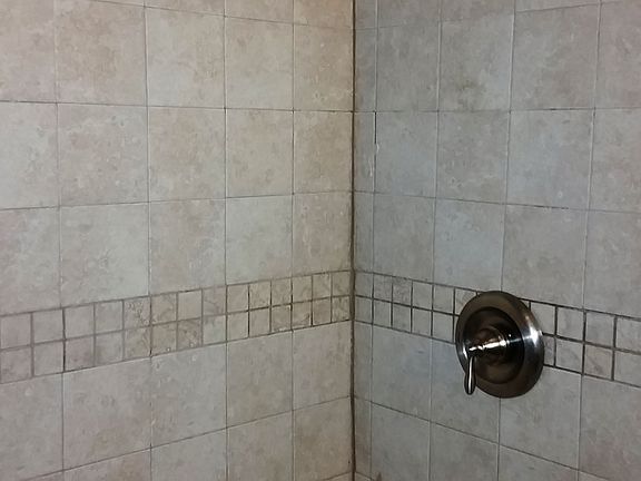 2nd image of 2527 Greenfield Ln