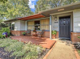 5606 Evergreen St, Bellaire, TX 77401