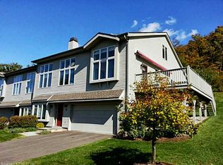 7 Wyndemere, Avon, CT 06001