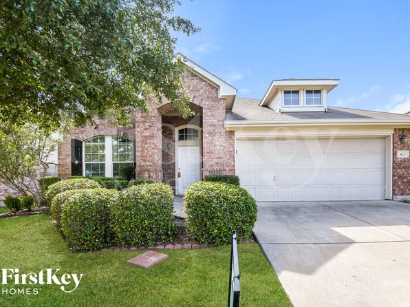 423 Hackberry Dr