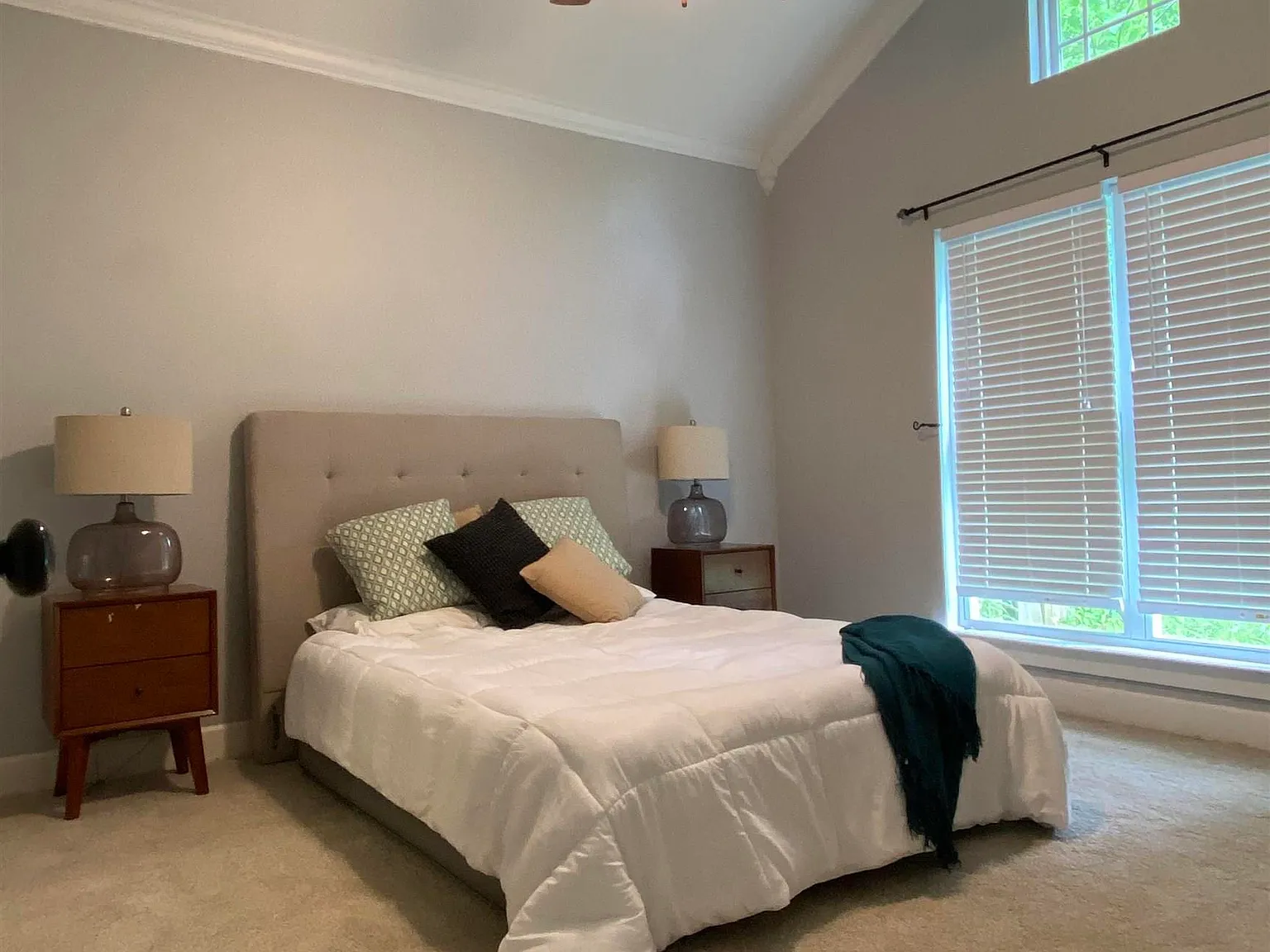 2 bed, 2.0 bath, 1264 sqft, $1,650 — Photo 3