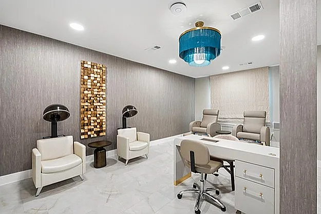 Elate Bent Tree - Beauty Salon & Barber Shop 2