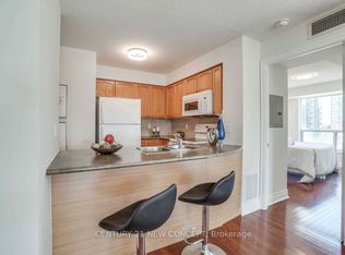 21 Hillcrest Ave #506, Toronto, ON M2N 7K2