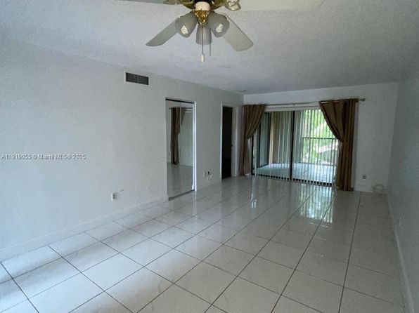 3410 Foxcroft Rd APT 310