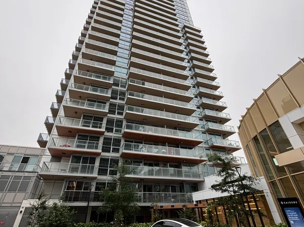 27 McMahon Dr, Toronto, ON