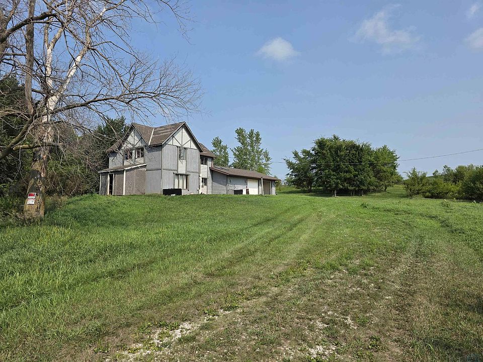 1st image of 4189 250th St