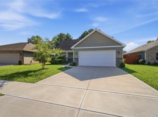 2675 Executive Dr, Troy, OH 45373