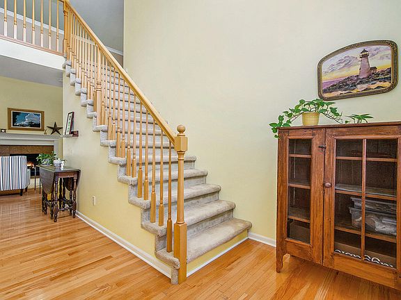 4th image of 1432 Auston Ln