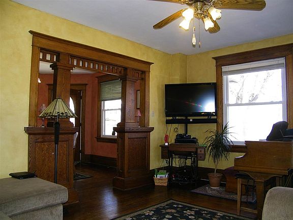 5th image of 1125 Liegel Ave