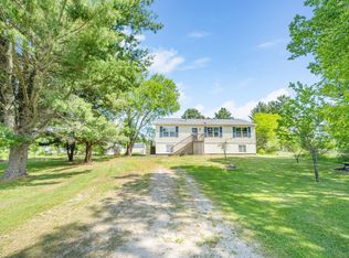 602 Maplewood Dr, Reed City, MI 49677