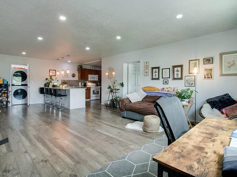 616 S Ferrall St #2 — Photo 9