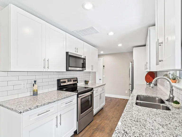 89 W 81st Pl #2 — Photo 3