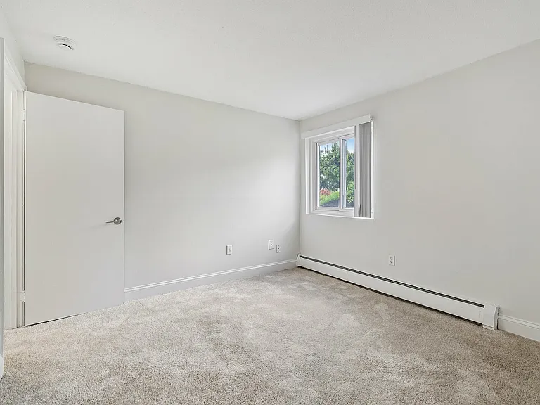 20-web-or-mls-Park St-S1807-020