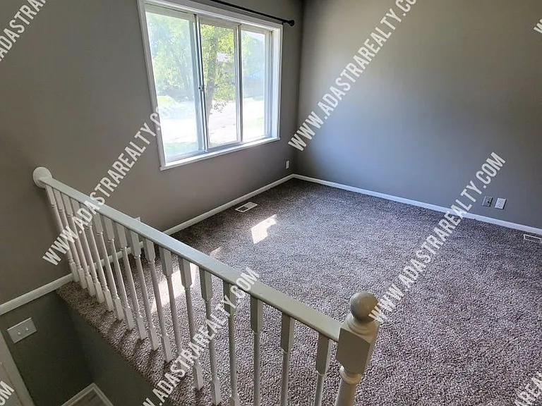 9532 Booth Ave — Photo 5