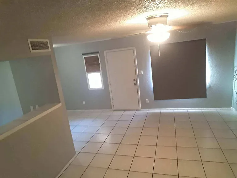 4617 E Jones Ave — Photo 15