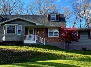 10 Crestview Dr, Oil City, PA 16301