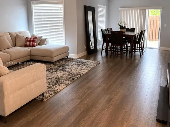 4771 Grapevine Way, Davie, FL 33331