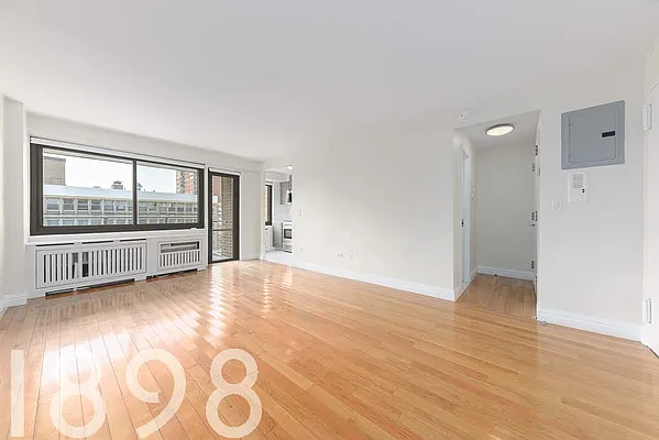 Rented by A&E Real Estate Management | media 5