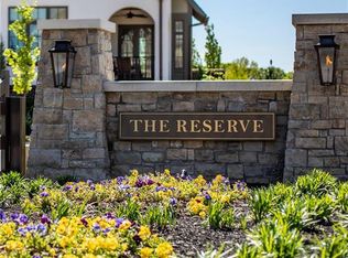 9341 Linden Reserve Dr, Prairie Village, KS 66207