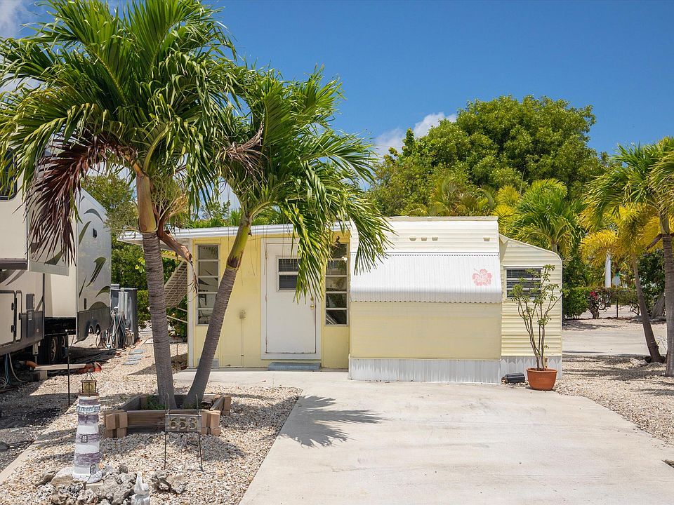 1st image of 701 Spanish Main Dr #653