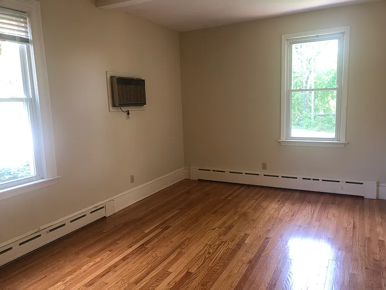 32 Forbus St #B — Photo 10