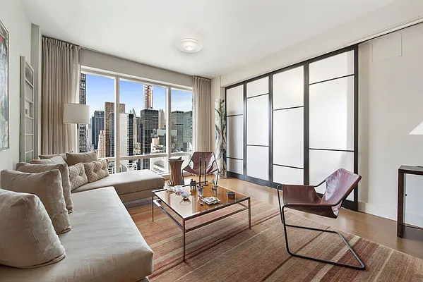 Sold by Compass | media 16