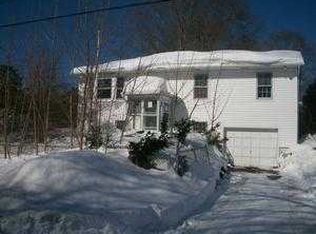 47 Little Oak Rd, New Bedford, MA 02745