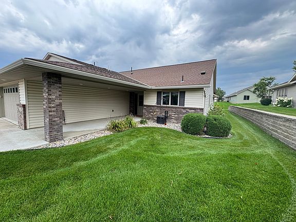 2nd image of 1724 Lower Trentwood Cir NE