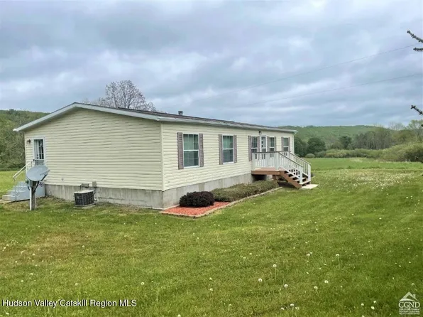 1560 County Route 2, Prattsville, NY 12468