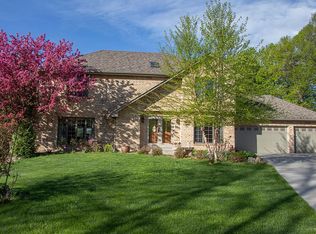 8011 Niagara Ln N, Maple Grove, MN 55311