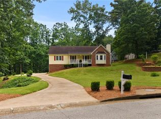 670 Dena Dr, Canton, GA 30114