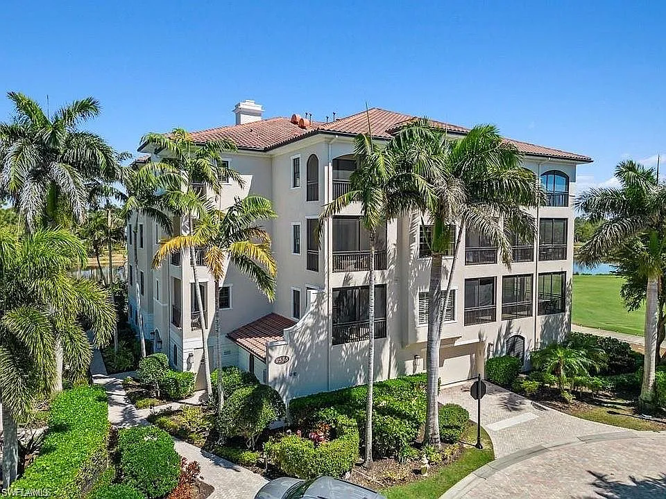 2547 Marquesa Royale Ln #3201