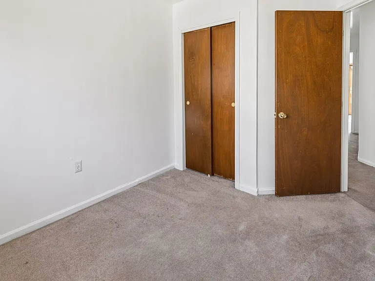 3379 Frederick St — Photo 30